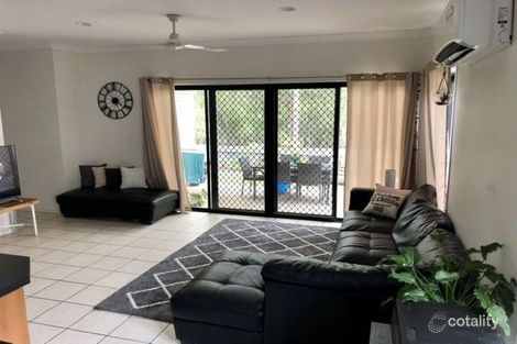 Property photo of 15 Imperia Crescent Varsity Lakes QLD 4227