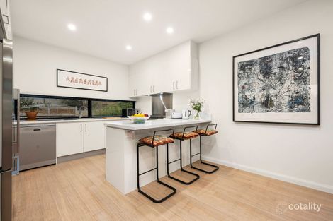 Property photo of 2/2 Magdala Avenue Strathmore VIC 3041