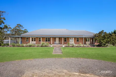 Property photo of 6 Farnborough Road Dural NSW 2158