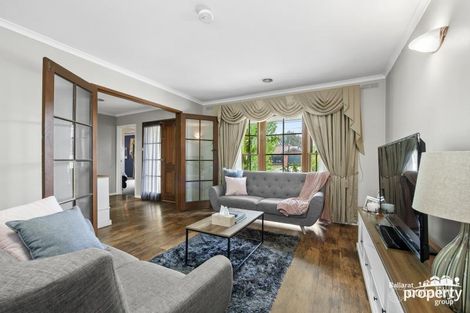 Property photo of 14 Cedar Avenue Alfredton VIC 3350