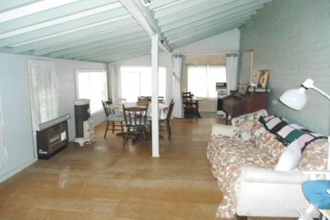 Property photo of 3 Grey Street Wallendbeen NSW 2588