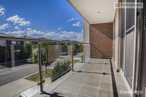 Property photo of 45 Grattan Cove Craigieburn VIC 3064