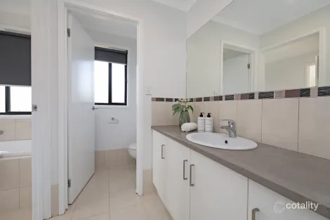 Property photo of 75 Admiralty Circuit Smithfield SA 5114