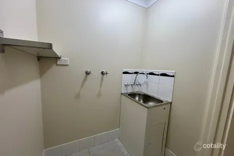 Property photo of 77 Grassdale Parkway Ellenbrook WA 6069