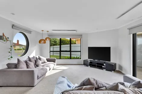 Property photo of 48 Watkinson Street Devonport TAS 7310