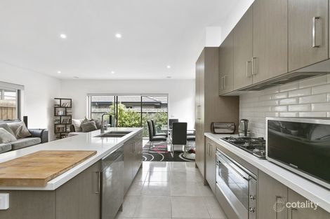 Property photo of 2/51 Green Island Avenue Mount Martha VIC 3934