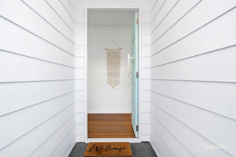 Property photo of 93 Chainey Avenue Miami QLD 4220