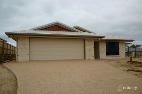 2 Thomas St, Norman Gardens, QLD 4701