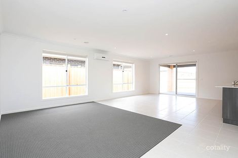 Property photo of 38 Montmarte Boulevard Burnside VIC 3023