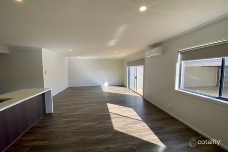 Property photo of 8 Trove Way Tarneit VIC 3029