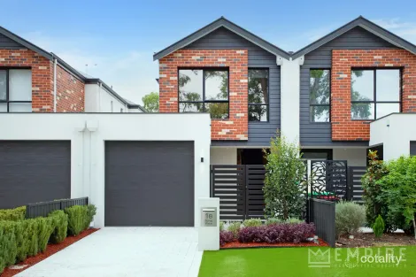 Property photo of 1C Sprigg Place Booragoon WA 6154
