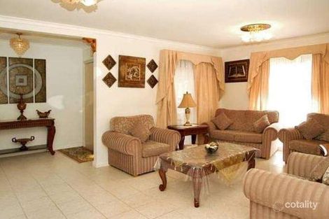 Property photo of 16 Bundeena Avenue Kealba VIC 3021