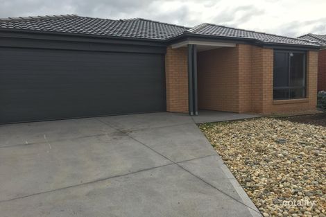 Property photo of 15 Treeviolet Lane Wallan VIC 3756