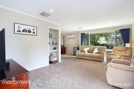 Property photo of 15 Larnook Crescent Mooroolbark VIC 3138