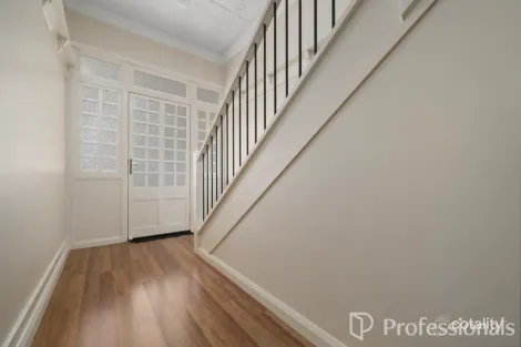 Property photo of 1/185 Rocket Street Bathurst NSW 2795