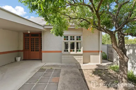 Property photo of 1/185 Rocket Street Bathurst NSW 2795