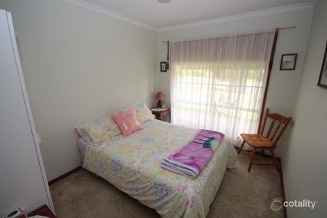 Property photo of 4 Patey Close Ashmont NSW 2650