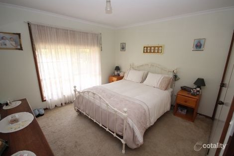 Property photo of 4 Patey Close Ashmont NSW 2650