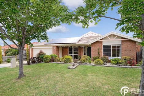 Property photo of 5 Lasiandra Circuit Narre Warren VIC 3805