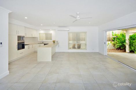 Property photo of 2/200 Upper Dawson Road The Range QLD 4700