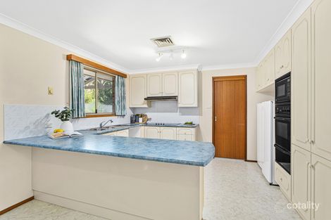 Property photo of 14 Honeyeater Close Farmborough Heights NSW 2526