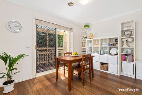 Property photo of 23 Botanic Walk Mont Albert North VIC 3129