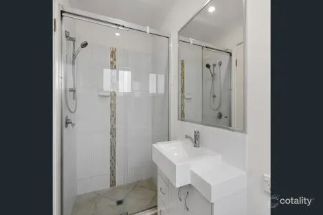 Property photo of 20/39 River Road Bundamba QLD 4304