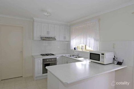Property photo of 5 Sugargum Grove Cairnlea VIC 3023