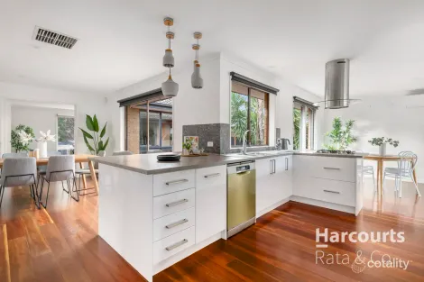 Property photo of 16 Hurlstone Crescent Mill Park VIC 3082