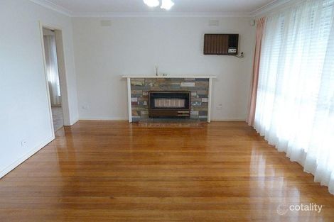 Property photo of 4 Somerset Street Avondale Heights VIC 3034