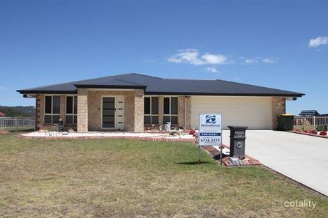 32 Parkes Dr, Tenterfield, NSW 2372