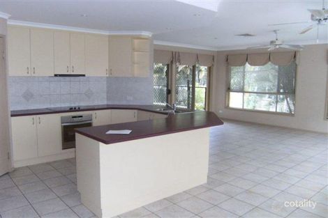 Property photo of 9 Mallard Place Forest Lake QLD 4078