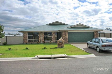 16 Bryan Ct, Burrum Heads, QLD 4659