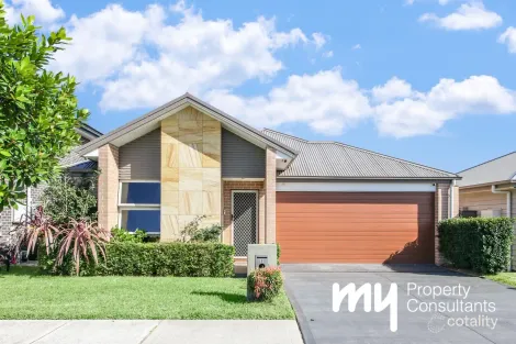 Property photo of 8 Waterglass Street Spring Farm NSW 2570