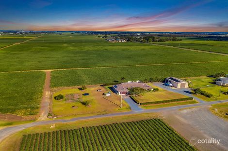 28 Wohlsen Rd, Woongoolba, QLD 4207