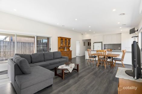 Property photo of 8 Bianca Crescent Greenvale VIC 3059