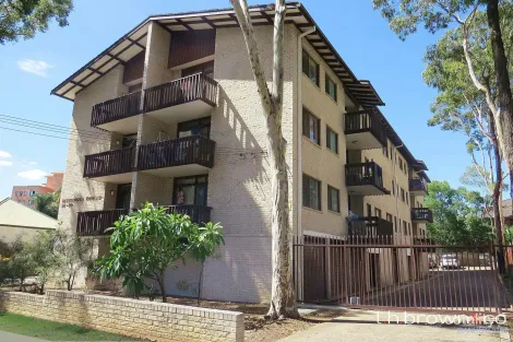 12/18-20 Raymond St, Bankstown, NSW 2200