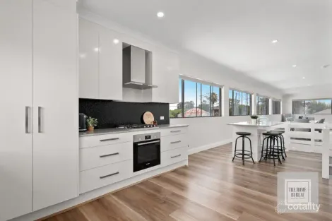 Property photo of 27 Bathurst Street Pitt Town NSW 2756