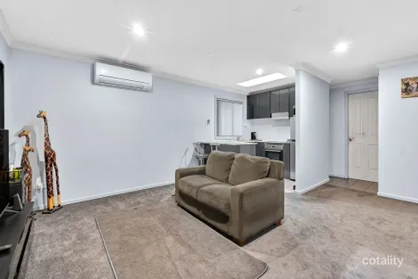 Property photo of 92 Riverside Drive Yarramundi NSW 2753
