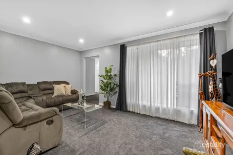 Property photo of 92 Riverside Drive Yarramundi NSW 2753
