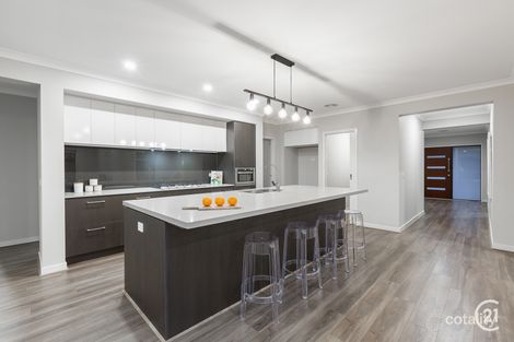Property photo of 15 Brinkerhoff Crescent Point Cook VIC 3030