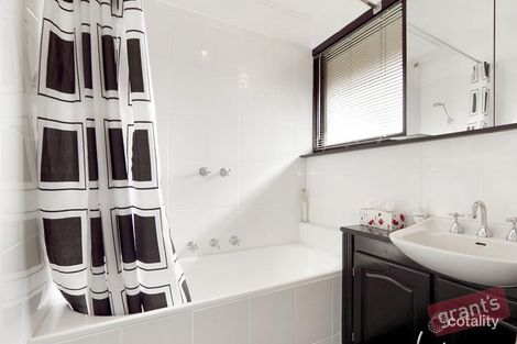 Property photo of 11 Cyprus Street Eumemmerring VIC 3177