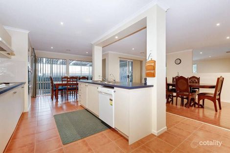 Property photo of 2 Eliza Court Hillside VIC 3037