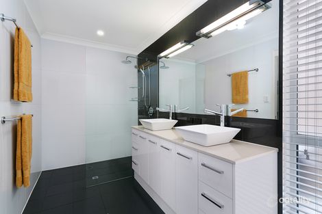 Property photo of 13 Correa Court Elanora QLD 4221