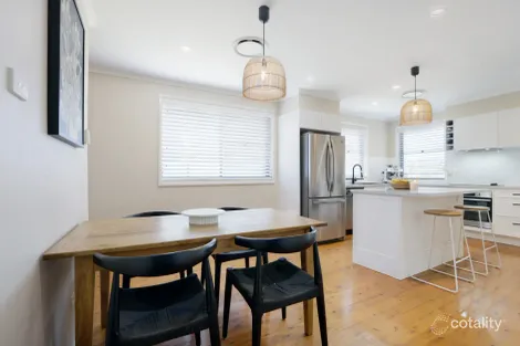 Property photo of 6 Fairfield Place Jamisontown NSW 2750