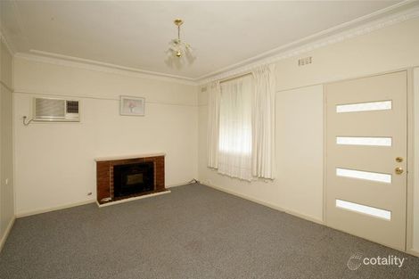 Property photo of 5 Macquarie Street Mount Austin NSW 2650