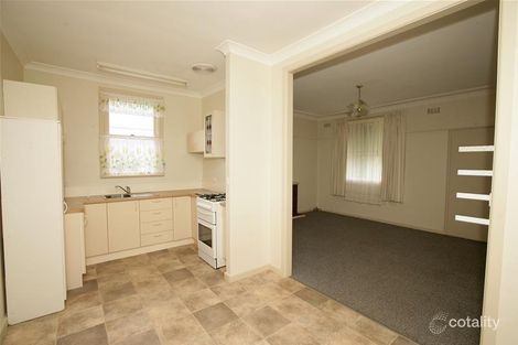 Property photo of 5 Macquarie Street Mount Austin NSW 2650