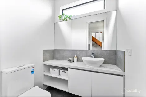 Property photo of 33A Grieve Parade Altona VIC 3018