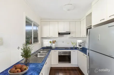 Property photo of 16 Krebs Street Kippa-Ring QLD 4021