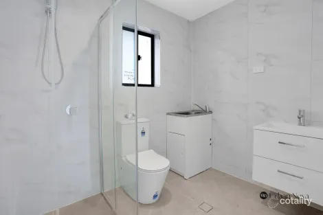 Property photo of 11 Killara Place Dharruk NSW 2770